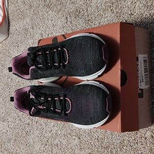 Propét Stability Fly Women's shoes sz 9